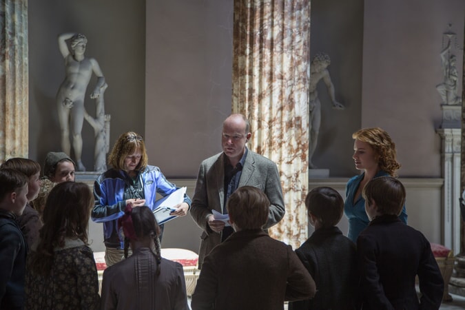 Director DAVID YATES and MARGOT ROBBIE on the set