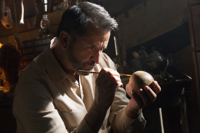 ANTHONY LaPAGLIA as Samuel Mullins in New Line Cinema's supernatural thriller "ANNABELLE: CREATION," a Warner Bros. Pictures release.