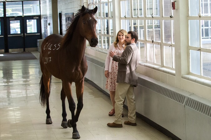 JILLIAN BELL as Holly and CHARLIE DAY as Andy Campbell in the New Line Cinema and Village Roadshow Pictures comedy "FIST FIGHT," a Warner Bros. Pictures release.