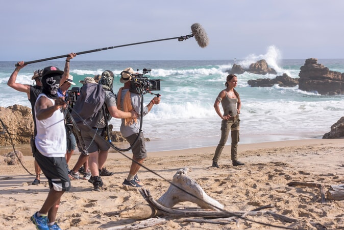 (Right) ALICIA VIKANDER on the set of Warner Bros. Pictures' and Metro-Goldwyn-Mayer Pictures' action adventure "TOMB RAIDER," a Warner Bros. Pictures release.