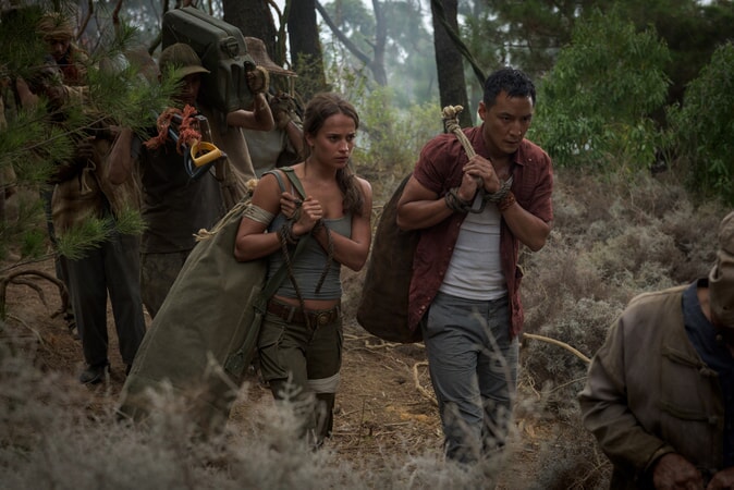(L-R) ALICIA VIKANDER as Lara Croft and DANIEL WU as Lu Ren and in Warner Bros. Pictures' and Metro-Goldwyn-Mayer Pictures' action adventure "TOMB RAIDER," a Warner Bros. Pictures release.