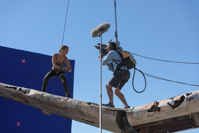 (Left) ALICIA VIKANDER on the set of Warner Bros. Pictures' and Metro-Goldwyn-Mayer Pictures' action adventure "TOMB RAIDER," a Warner Bros. Pictures release.