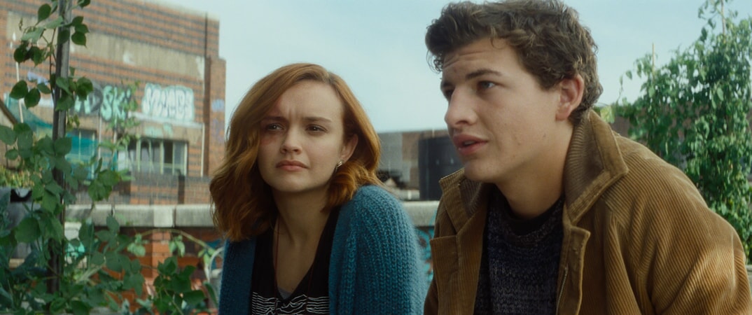 (L-R) OLIVIA COOKE as Samantha and TYE SHERIDAN as Wade in Warner Bros. Pictures', Amblin Entertainment's and Village Roadshow Pictures' action adventure "READY PLAYER ONE," a Warner Bros. Pictures release.