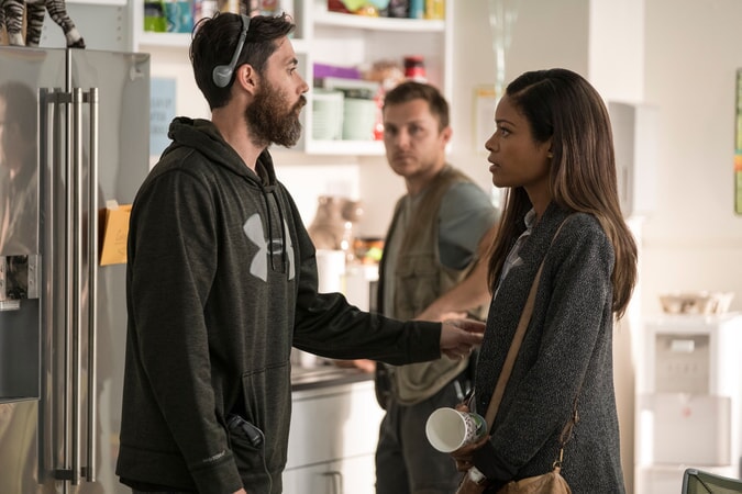 (L-R) Director/producer BRAD PEYTON and NAOMIE HARRIS on the set of New Line Cinema's and ASAP Entertainment's action adventure "RAMPAGE," a Warner Bros. Pictures release.