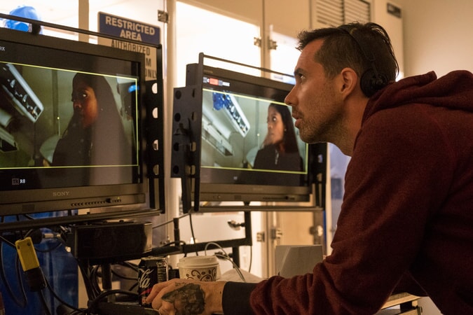 Director/producer BRAD PEYTON on the set of New Line Cinema's and ASAP Entertainment's action adventure "RAMPAGE," a Warner Bros. Pictures release.