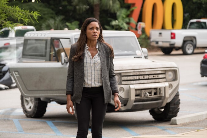NAOMIE HARRIS as Dr. Kate Caldwell in New Line Cinema's and ASAP Entertainment's action adventure "RAMPAGE," a Warner Bros. Pictures release.