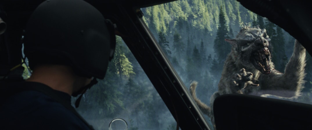 A scene from New Line Cinema's and ASAP Entertainment's action adventure "RAMPAGE," a Warner Bros. Pictures release.