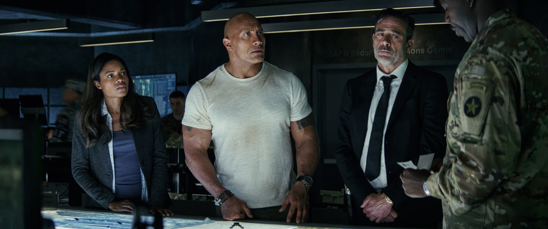 (L-R) DWAYNE JOHNSON as Davis Okoye and JEFFREY DEAN MORGAN as Harvey Russell in New Line Cinema's and ASAP Entertainment's action adventure "RAMPAGE," a Warner Bros. Pictures release.
