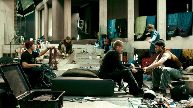 XAVIER DE LE RUE as himself, MATIAS VARELA as Grommet, JEB CORLISS as himself, CHRIS SHARMA as himself and CLEMENS SCHICK as Roach in Alcon Entertainment's action thriller "POINT BREAK," a Warner Bros. Pictures release.