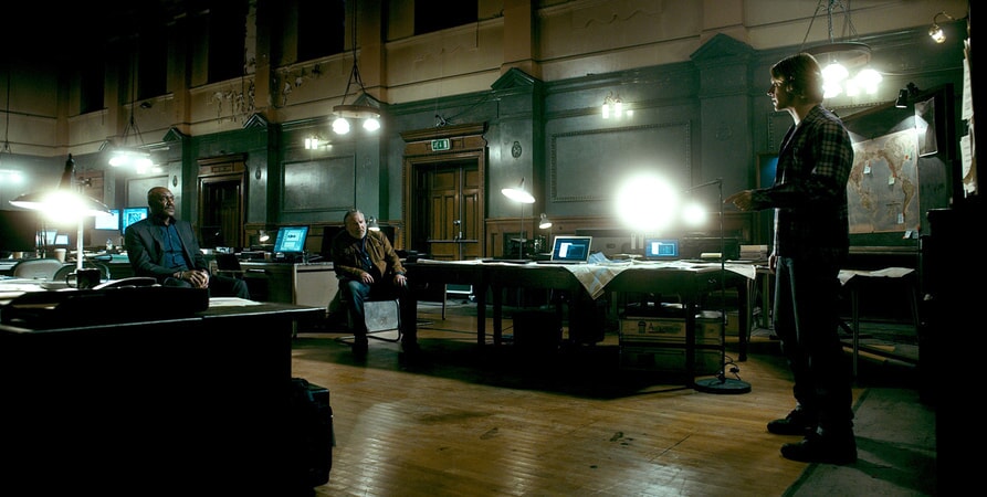 DELROY LINDO as Instructor Hall, RAY WINSTONE as Pappas and LUKE BRACEY as Utah in Alcon Entertainment's action thriller "POINT BREAK," a Warner Bros. Pictures release.