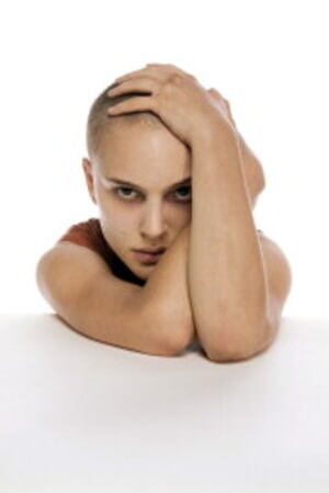 V for Vendetta - Image 11