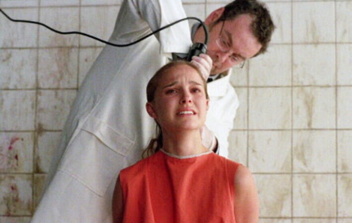 V for Vendetta - Image 33