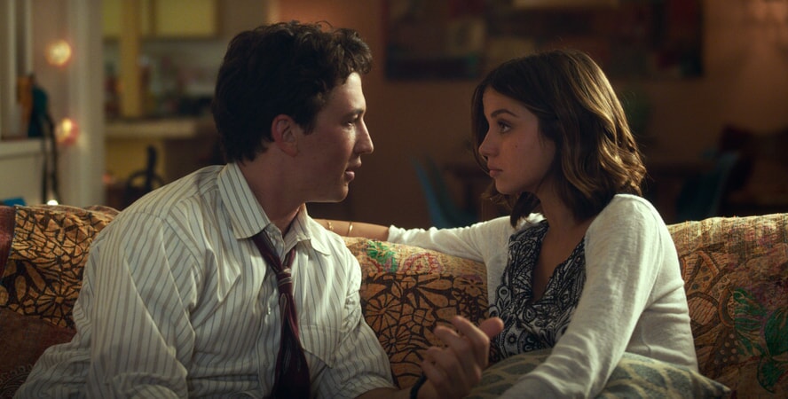MILES TELLER as David and ANA DE ARMAS as Iz in Warner Bros. Pictures' comedic drama (based on true events) "WAR DOGS," a Warner Bros. Pictures release.