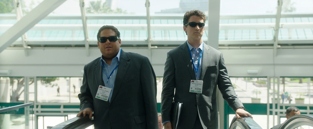 JONAH HILL as Efraim and MILES TELLER as David in Warner Bros. Pictures' comedic drama (based on true events) "WAR DOGS," a Warner Bros. Pictures release.